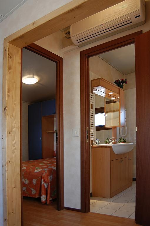 Acquaviva Village Camping ปอร์โตแฟร์ราโย ห้อง รูปภาพ